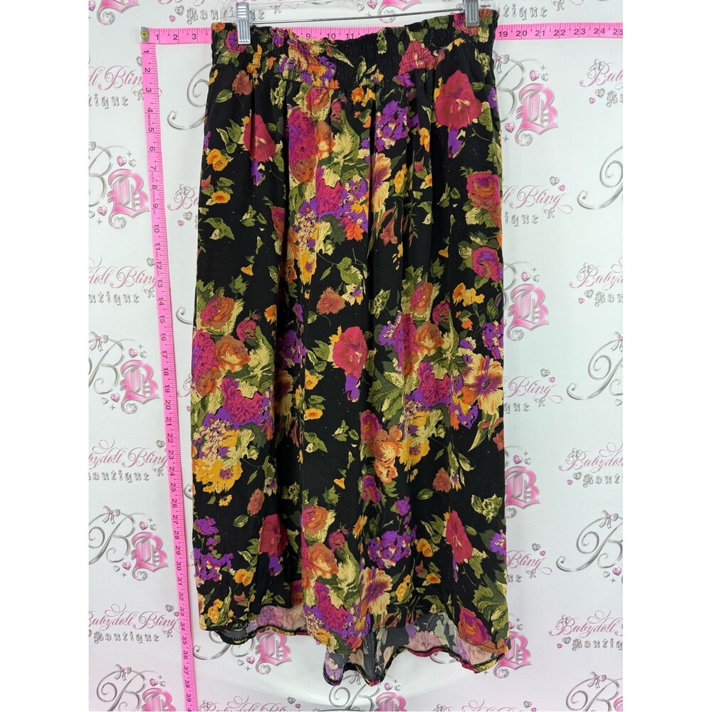 Skirt vintage flowers flowy Black Floral Midi Skirt -